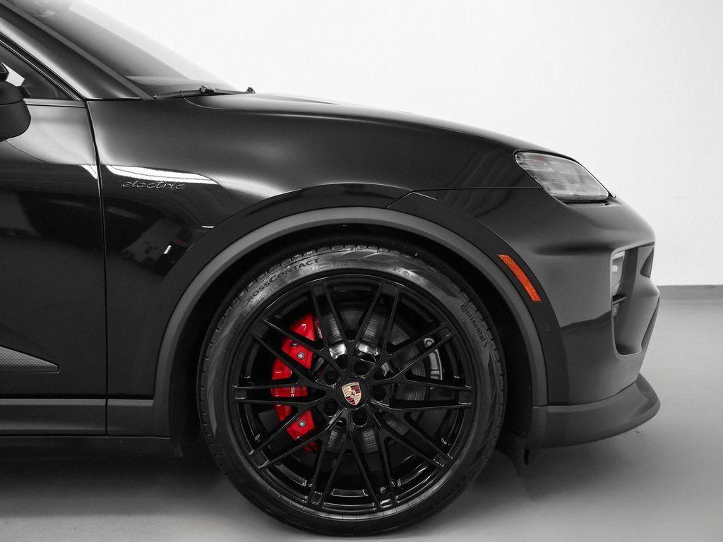 new 2025 Porsche Macan car, priced at $105,965