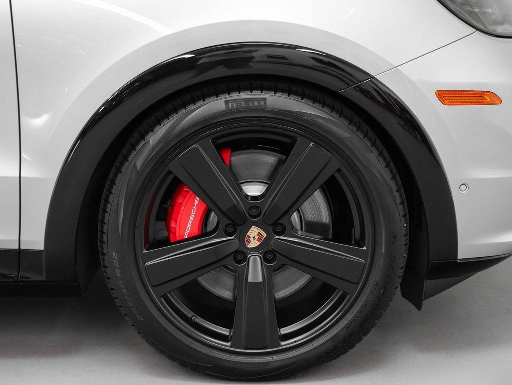 new 2025 Porsche Cayenne car, priced at $152,775