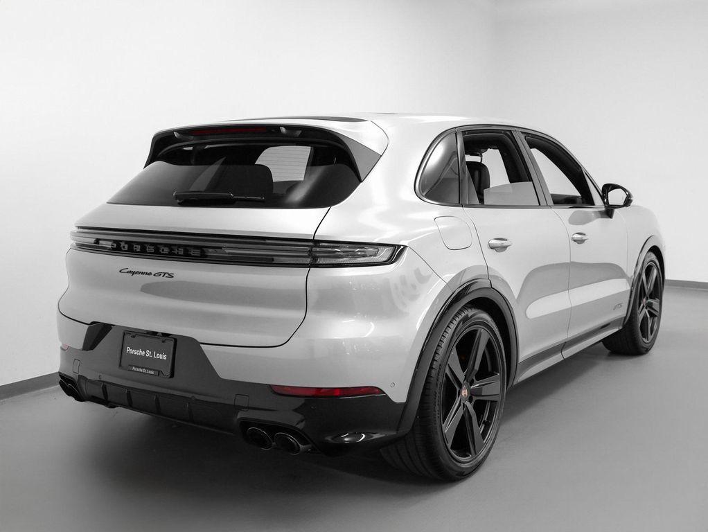 new 2025 Porsche Cayenne car, priced at $152,775