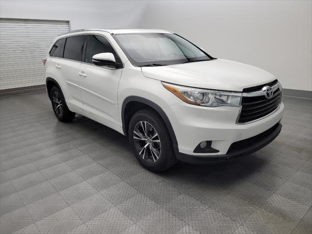 used 2016 Toyota Highlander car, priced at $19,195