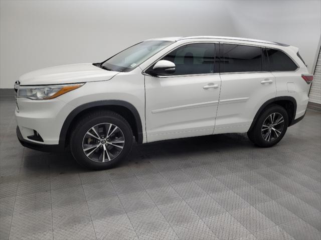 used 2016 Toyota Highlander car, priced at $19,195