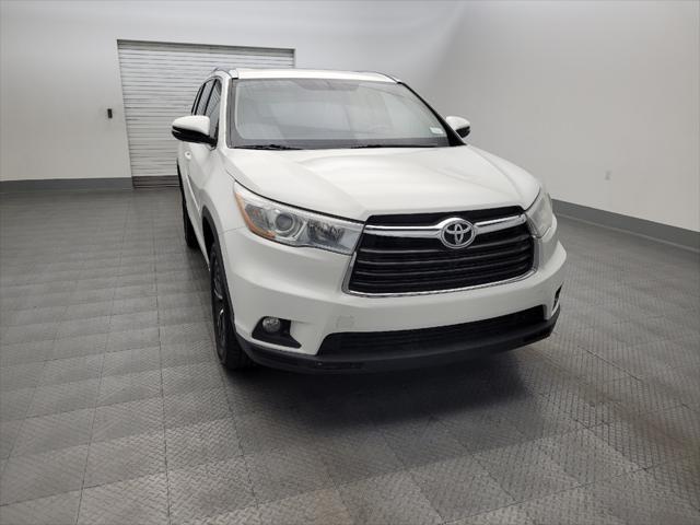 used 2016 Toyota Highlander car, priced at $19,195