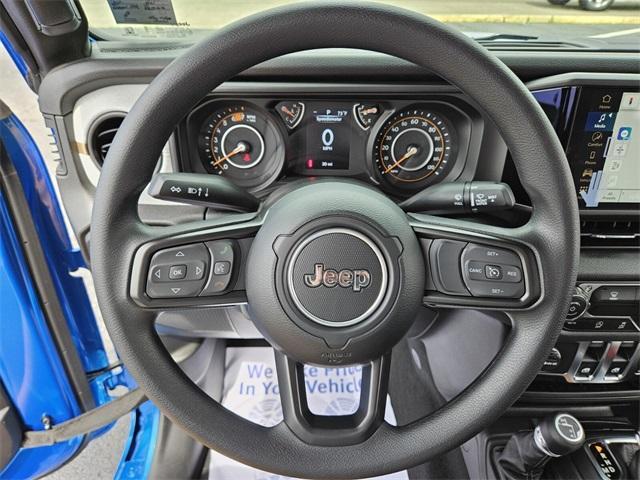 new 2025 Jeep Wrangler car, priced at $31,923