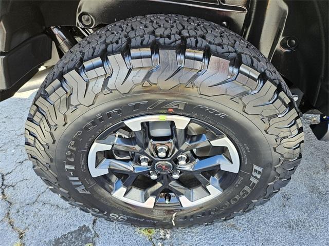 new 2025 Jeep Wrangler car, priced at $51,310