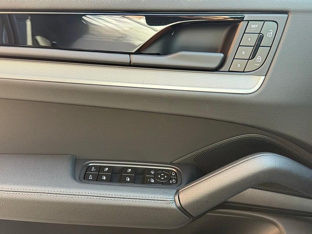 new 2026 Porsche Cayenne car, priced at $115,670