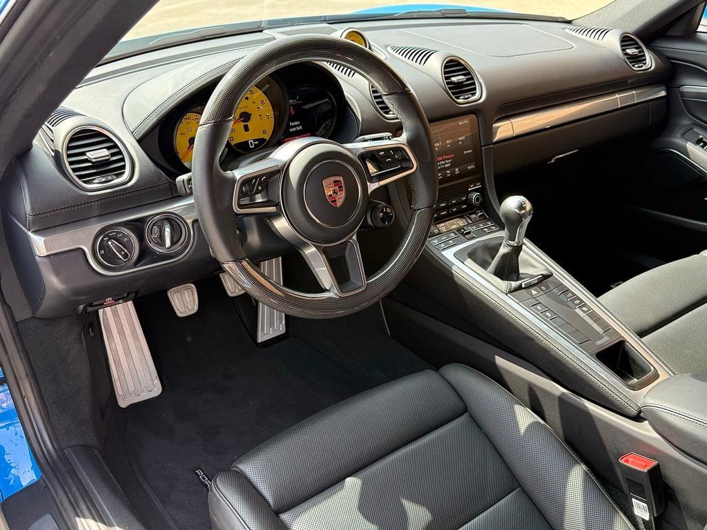 used 2024 Porsche 718 Cayman car