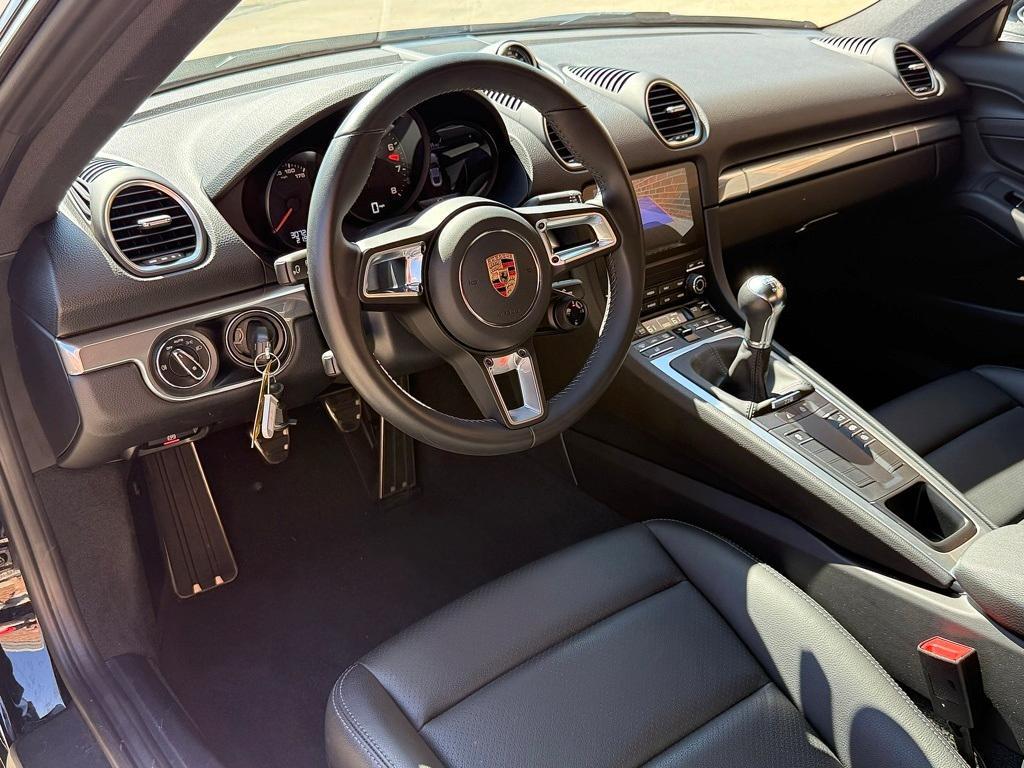 used 2024 Porsche 718 Cayman car
