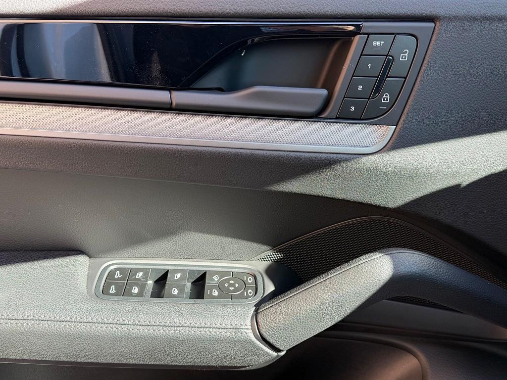 used 2025 Porsche Cayenne car, priced at $88,999