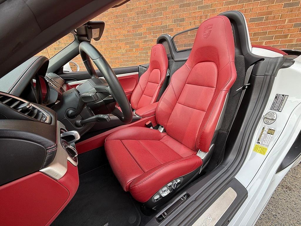 used 2023 Porsche 718 Boxster car, priced at $107,900