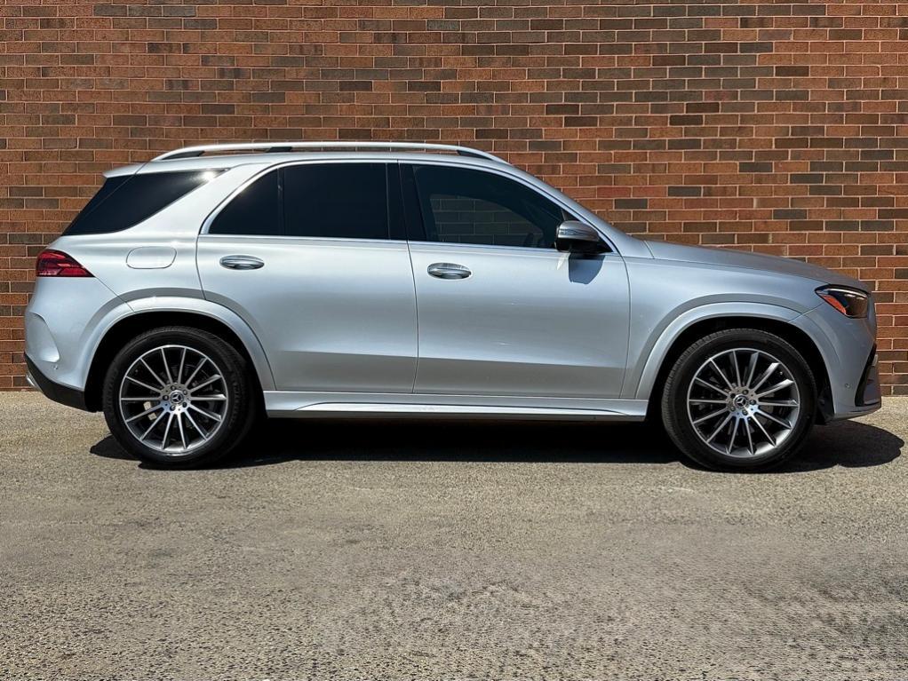 used 2024 Mercedes-Benz GLE 450 car, priced at $68,800