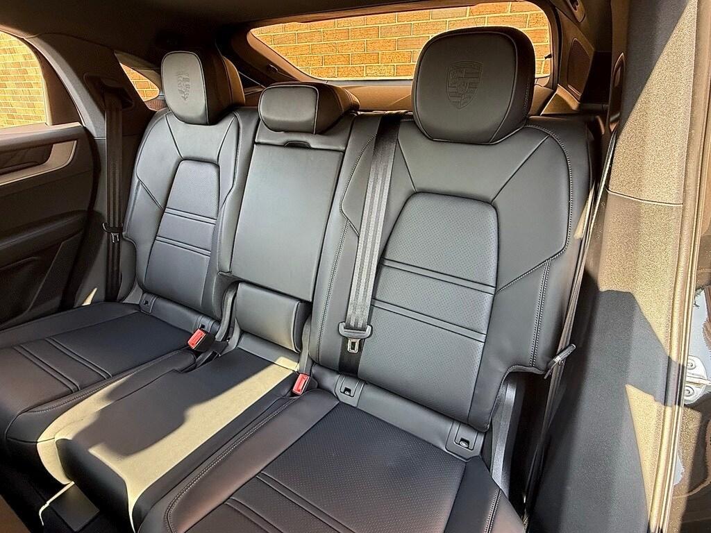 new 2025 Porsche Cayenne car, priced at $110,585