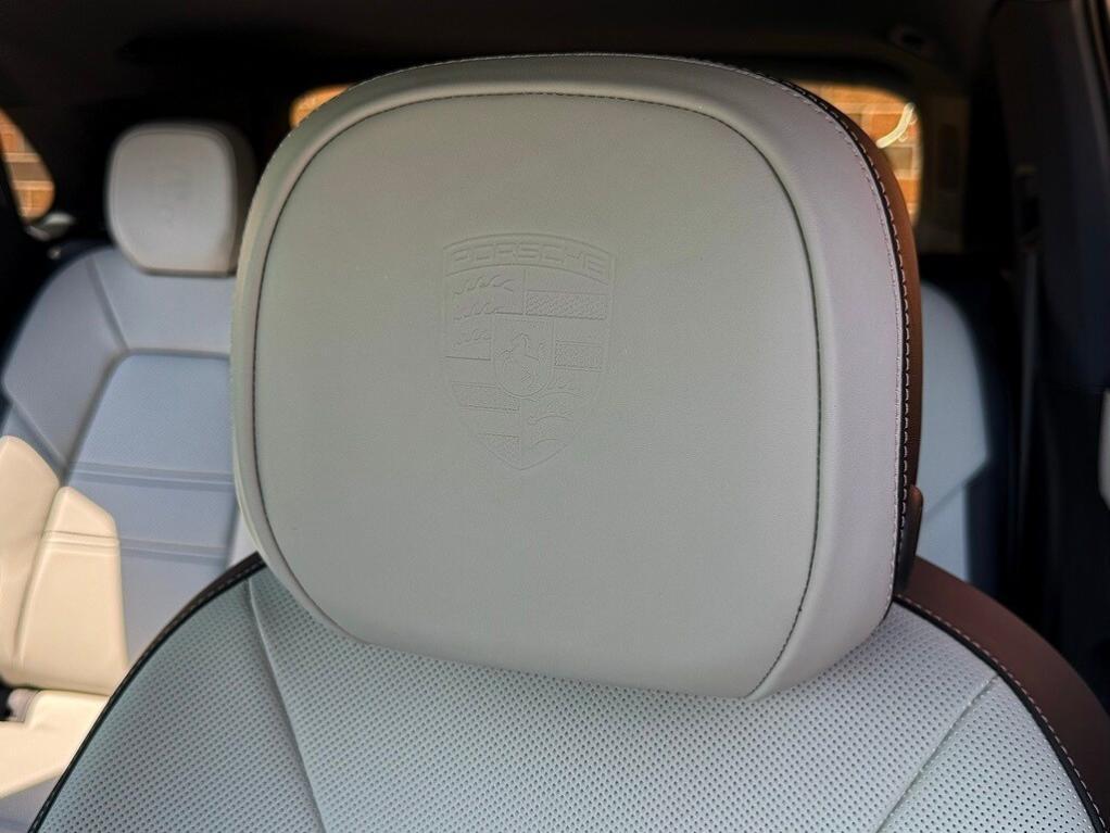 new 2025 Porsche Cayenne car, priced at $137,385