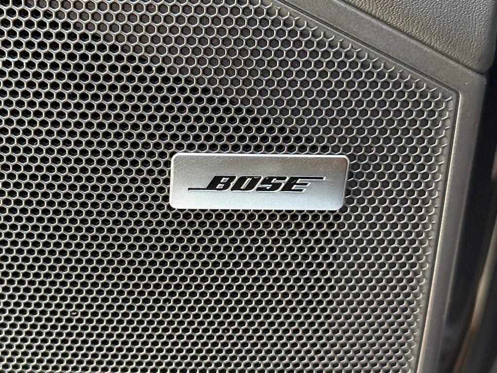 new 2025 Porsche Cayenne car, priced at $137,385