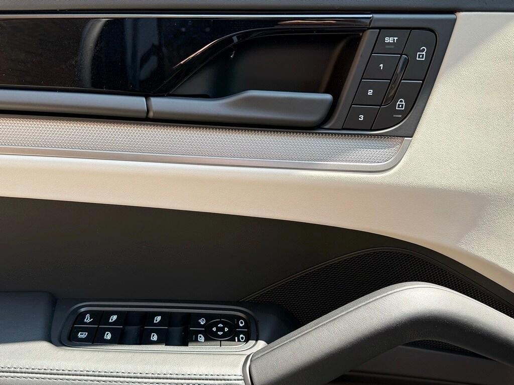 new 2025 Porsche Cayenne car, priced at $137,385