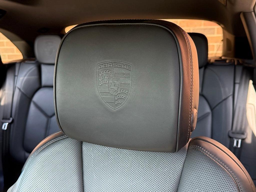 used 2024 Porsche Macan car
