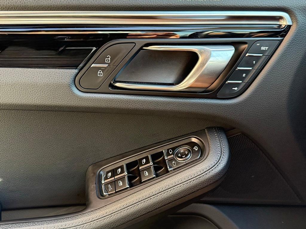 used 2024 Porsche Macan car