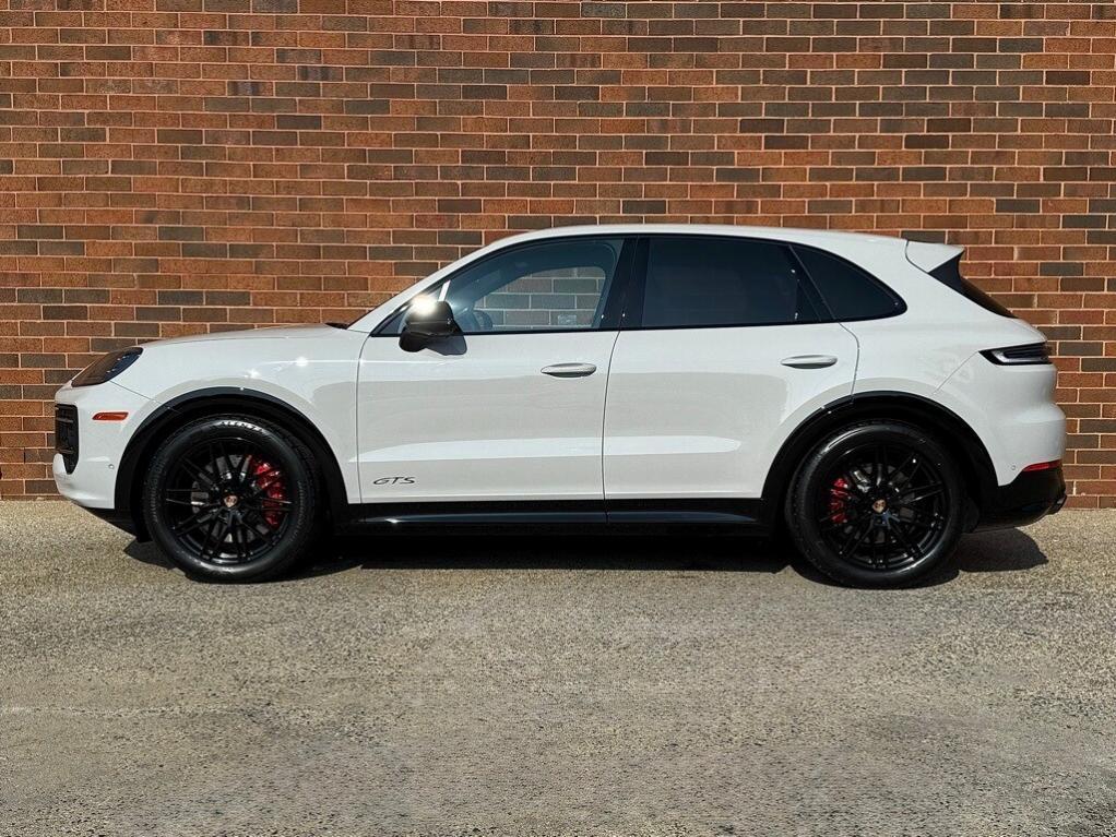 new 2025 Porsche Cayenne car, priced at $162,275