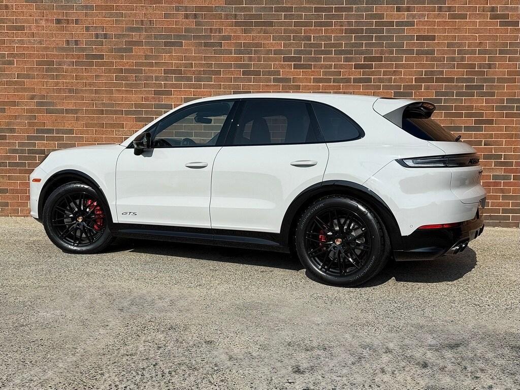 new 2025 Porsche Cayenne car, priced at $162,275