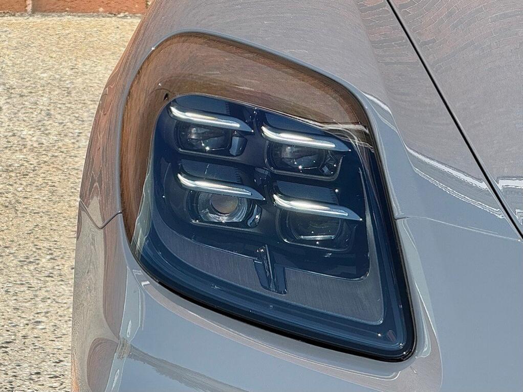 new 2025 Porsche Panamera car, priced at $149,555