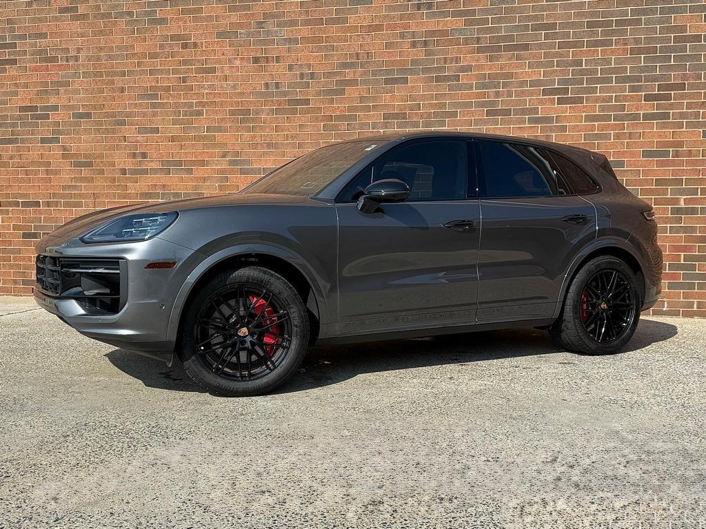 used 2025 Porsche Cayenne car, priced at $89,900