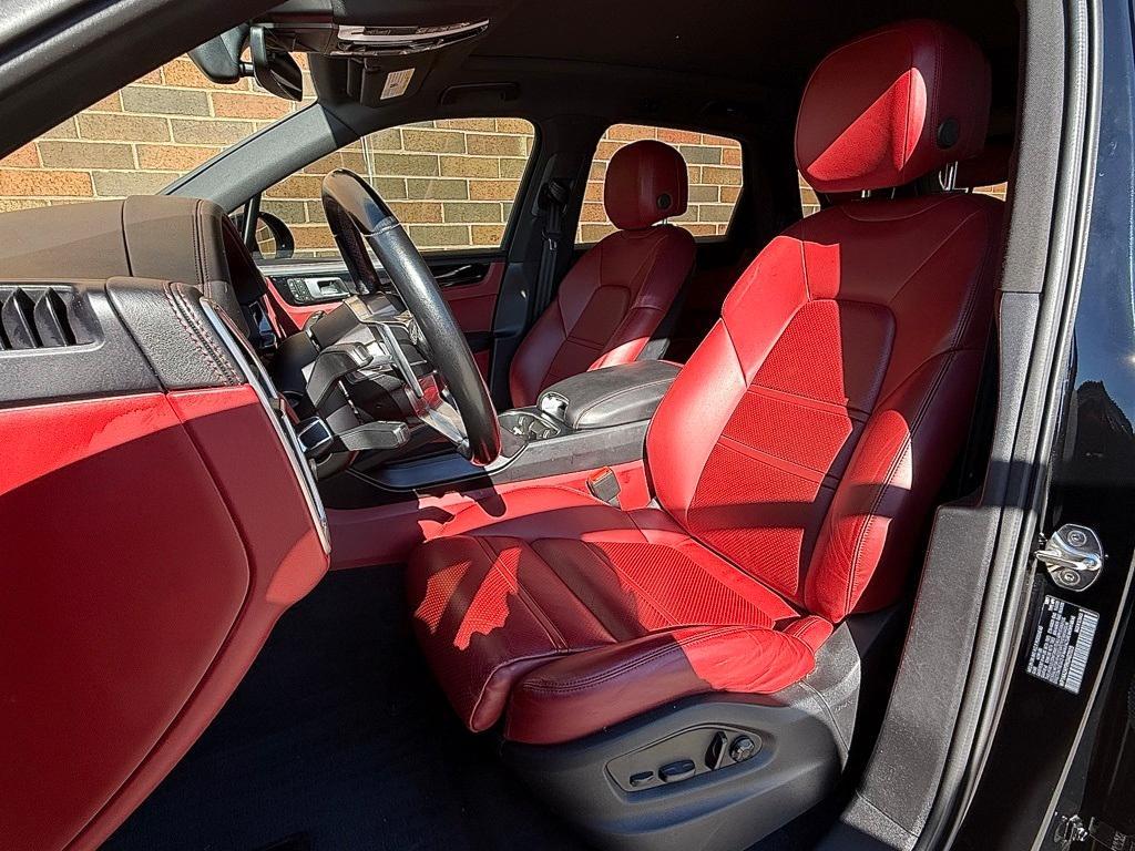used 2022 Porsche Cayenne car, priced at $64,900