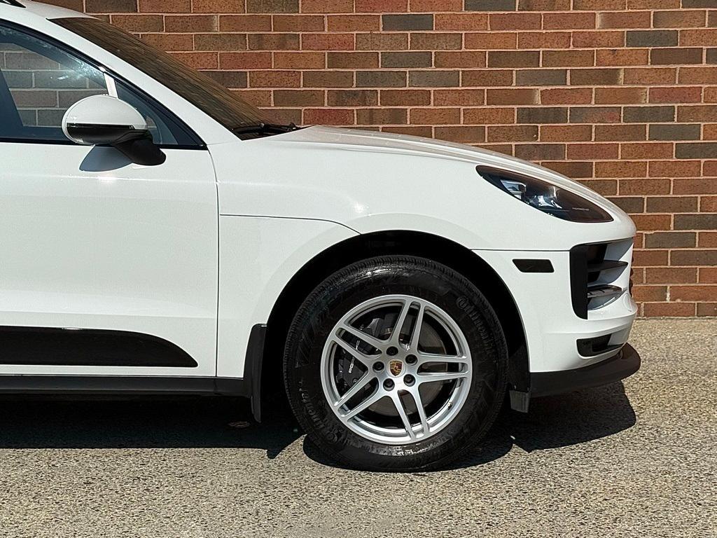 used 2021 Porsche Macan car