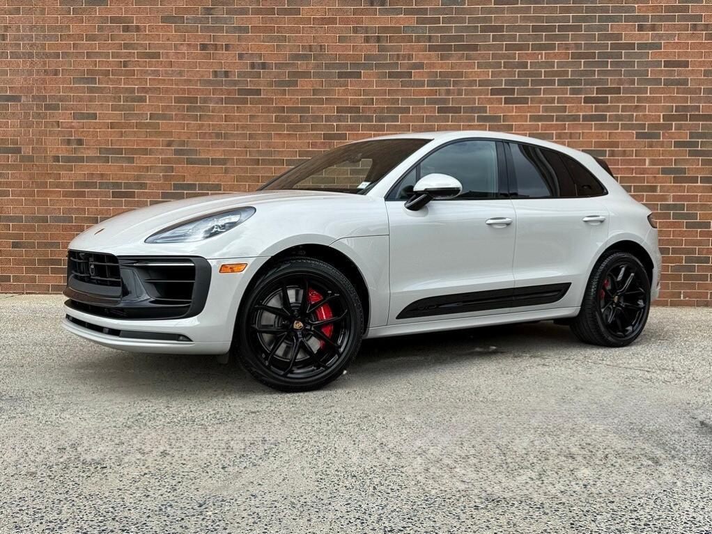 new 2025 Porsche Macan car, priced at $121,965