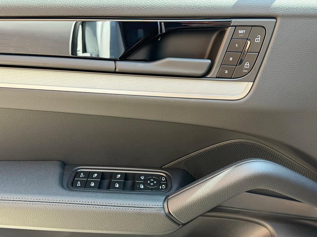 new 2025 Porsche Cayenne car, priced at $106,235