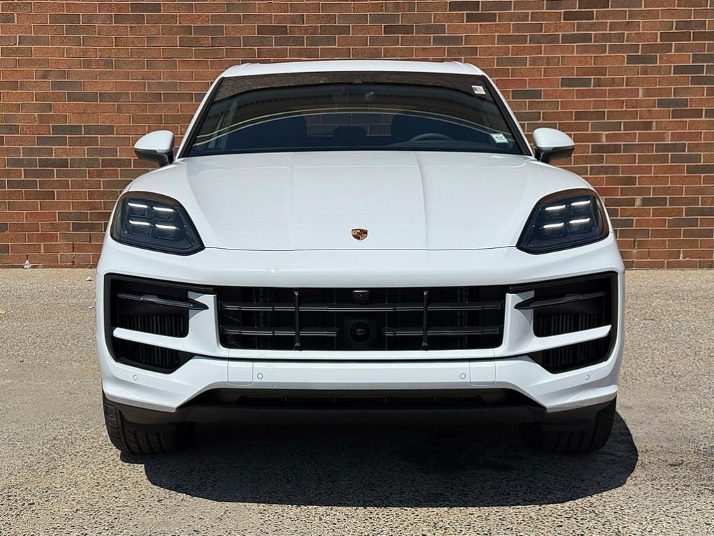 new 2025 Porsche Cayenne car, priced at $106,235