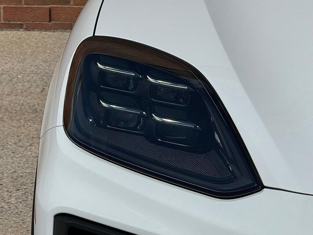 new 2025 Porsche Cayenne car, priced at $159,805