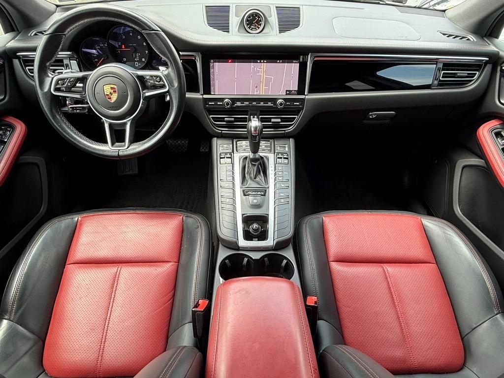 used 2021 Porsche Macan car