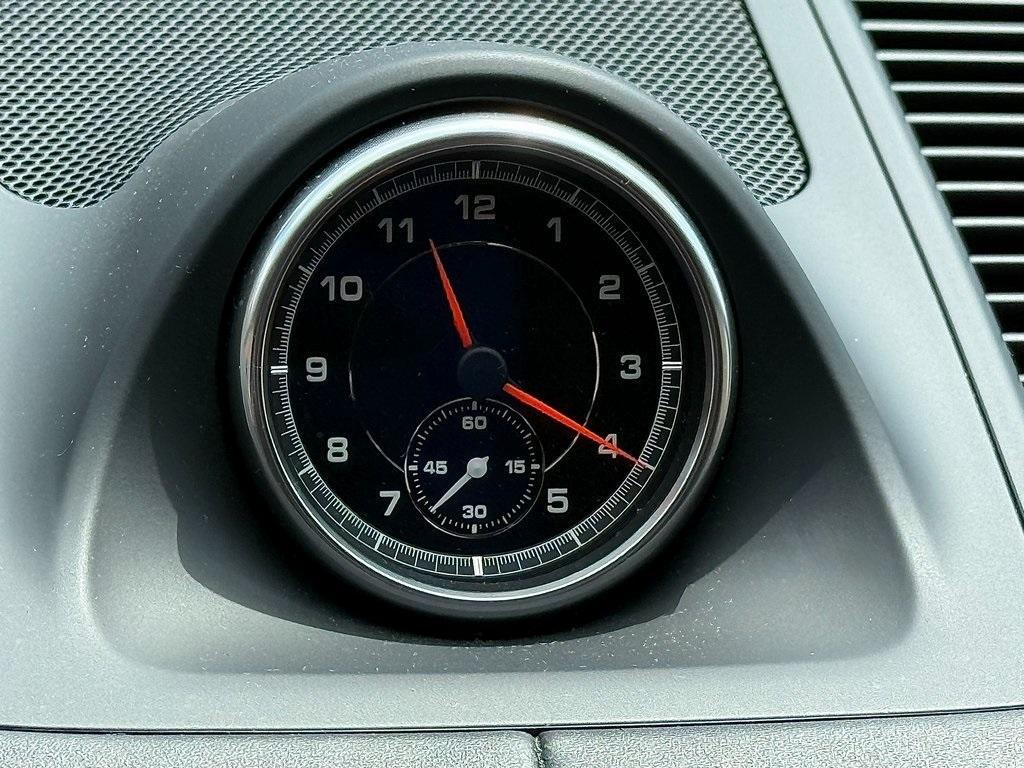used 2021 Porsche Macan car