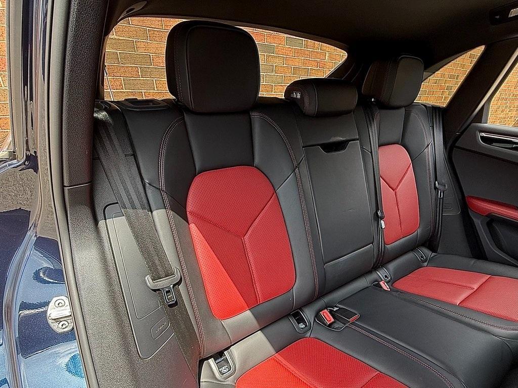 used 2021 Porsche Macan car