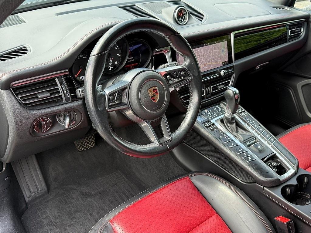 used 2021 Porsche Macan car