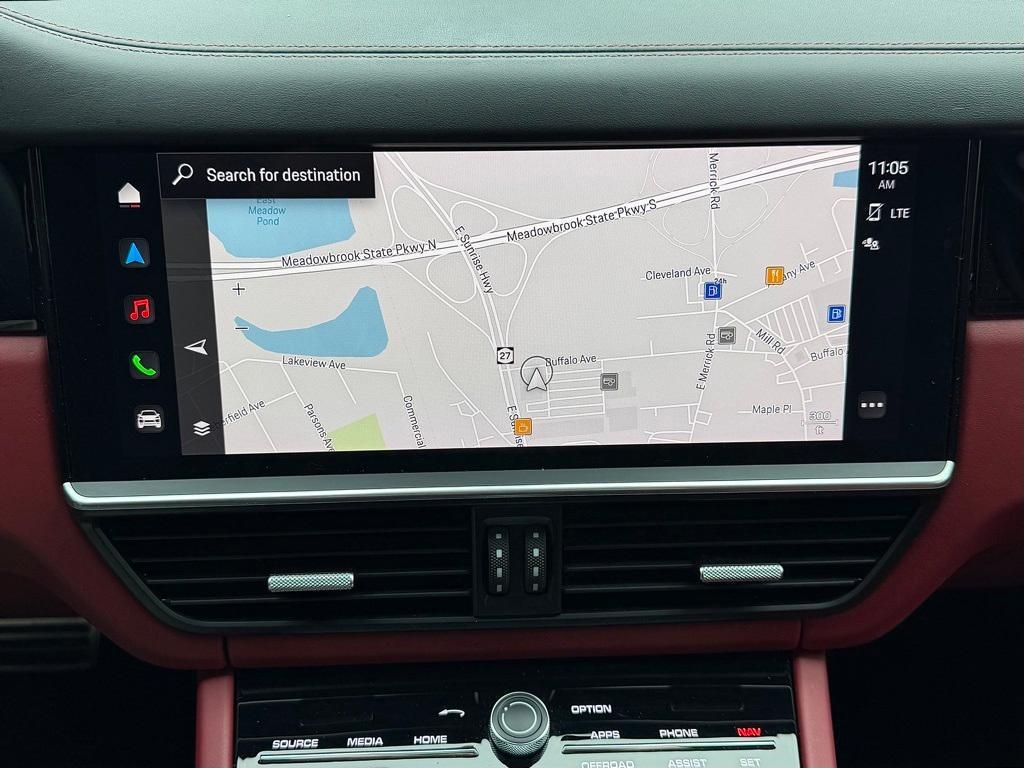 used 2022 Porsche Cayenne car, priced at $69,899