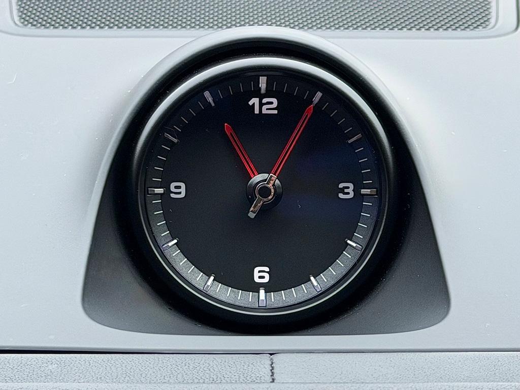 used 2022 Porsche Cayenne car, priced at $69,899