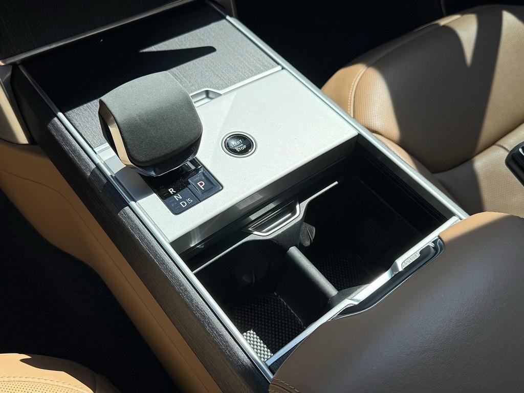 used 2024 Land Rover Range Rover car, priced at $125,398