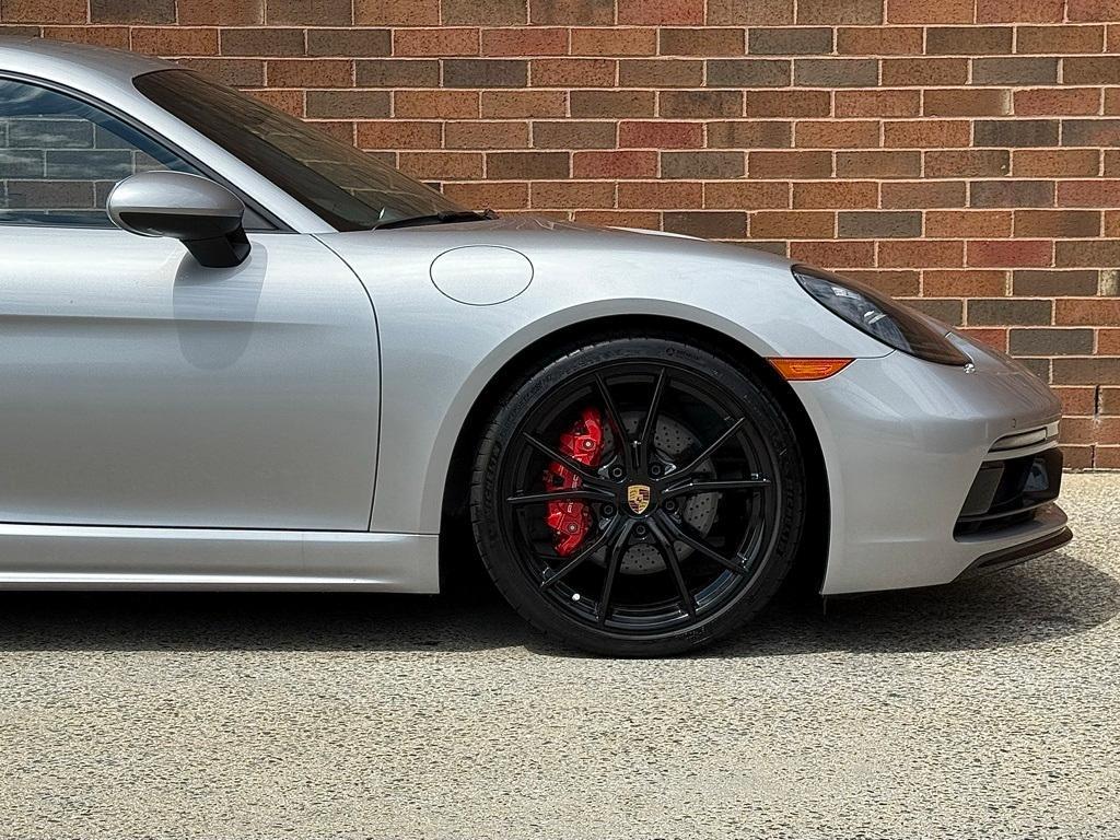 new 2024 Porsche 718 Cayman car, priced at $100,080