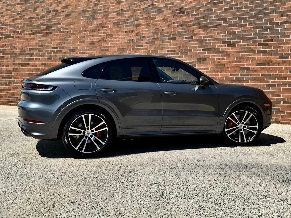 new 2025 Porsche Cayenne car, priced at $138,435