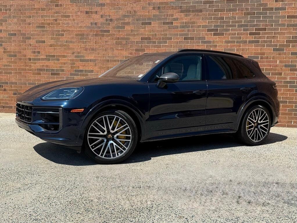 new 2025 Porsche Cayenne car, priced at $184,015