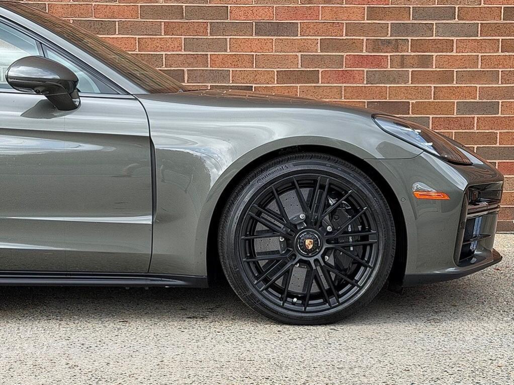 new 2026 Porsche Panamera car, priced at $203,090