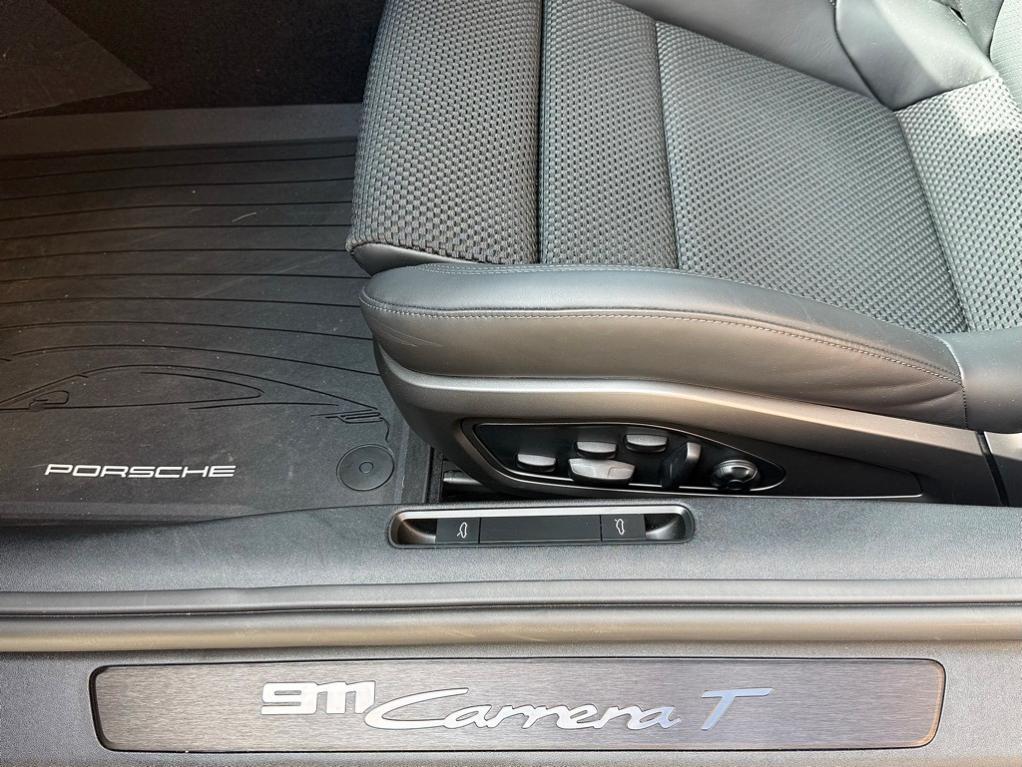 used 2024 Porsche 911 car