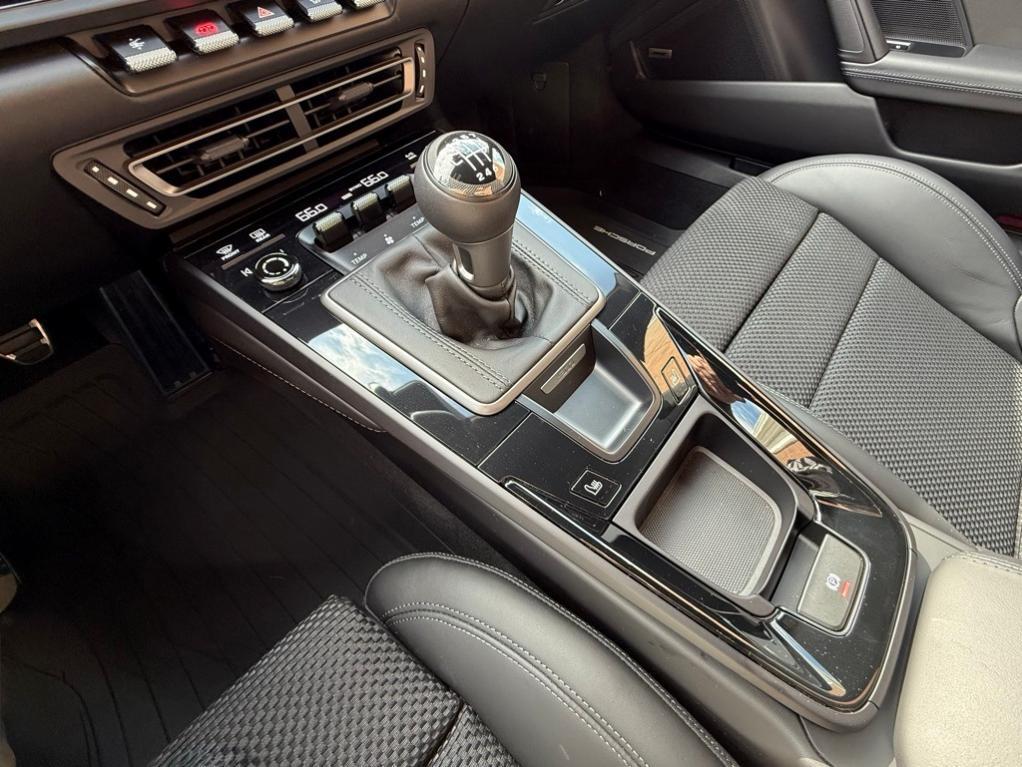used 2024 Porsche 911 car