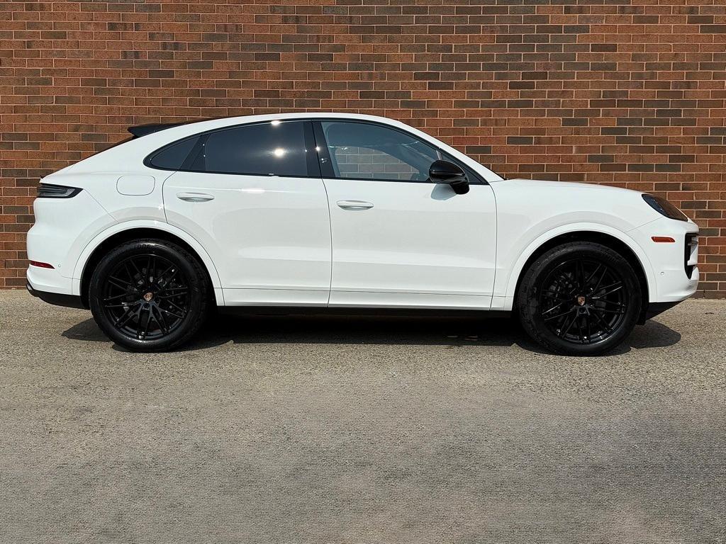 new 2025 Porsche Cayenne car, priced at $114,385