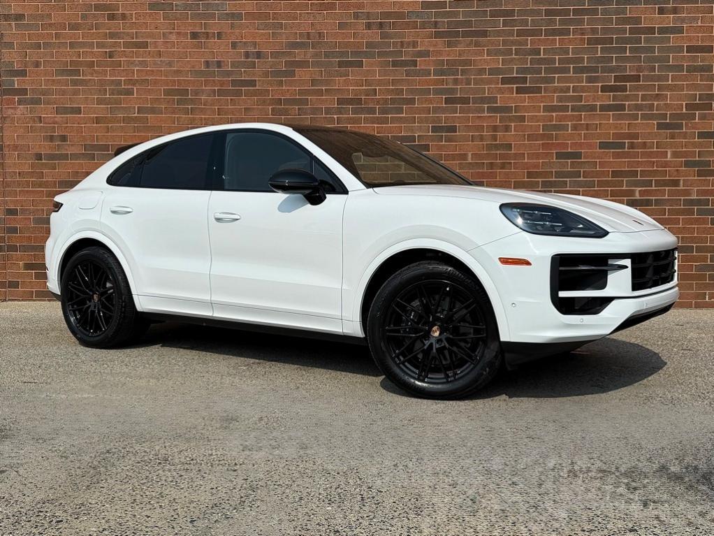 new 2025 Porsche Cayenne car, priced at $114,385