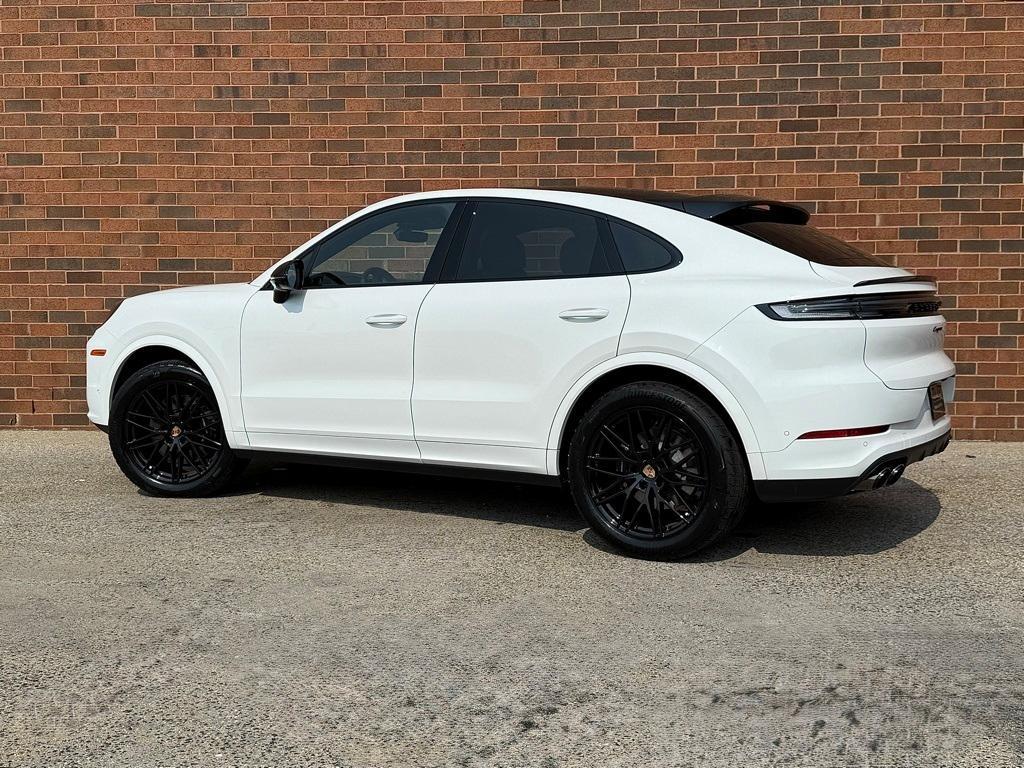new 2025 Porsche Cayenne car, priced at $114,385