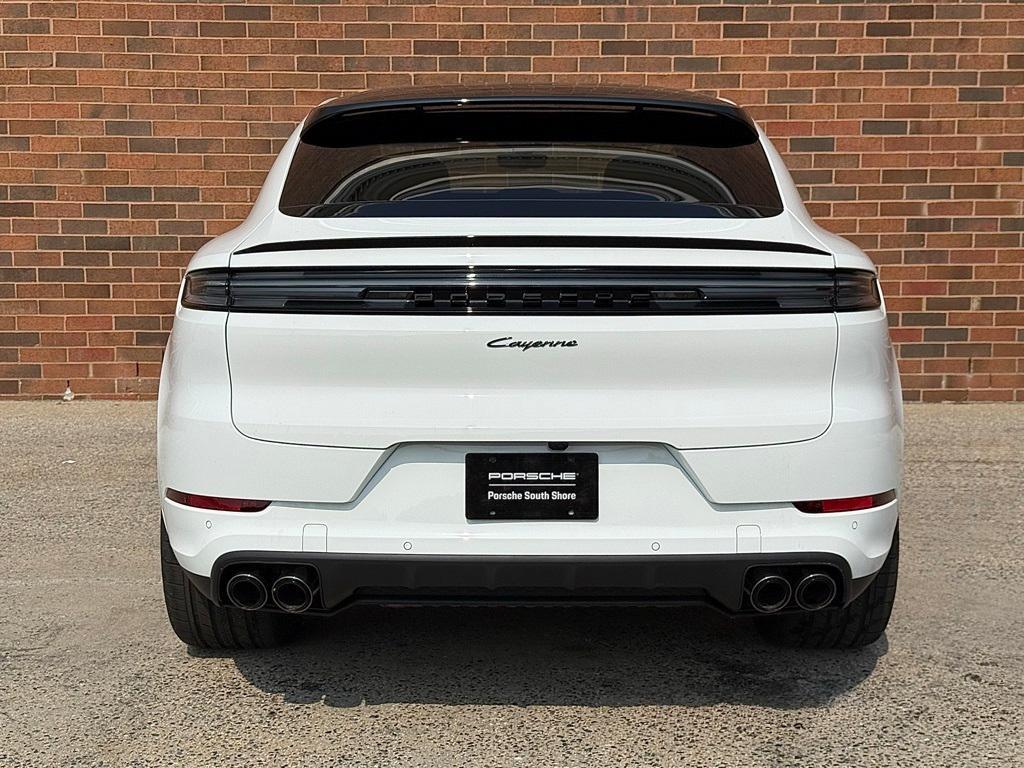 new 2025 Porsche Cayenne car, priced at $114,385