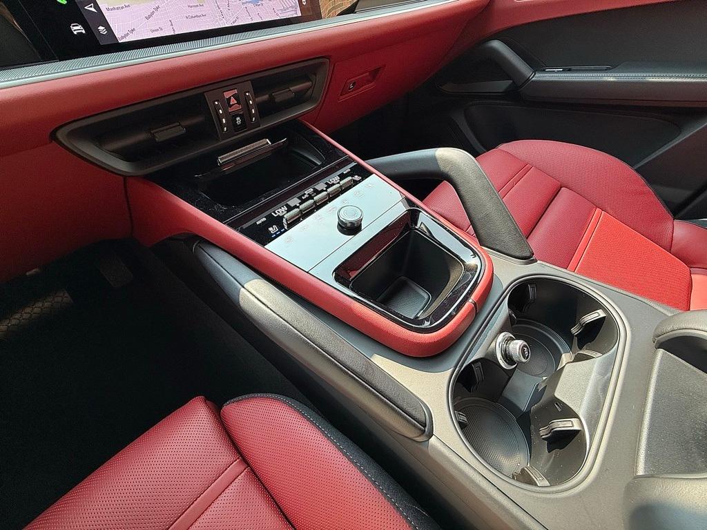 new 2025 Porsche Cayenne car, priced at $114,385
