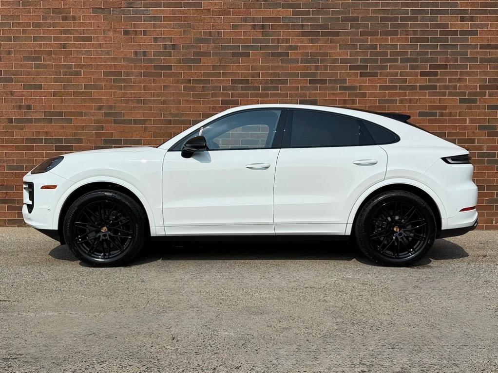 new 2025 Porsche Cayenne car, priced at $114,385