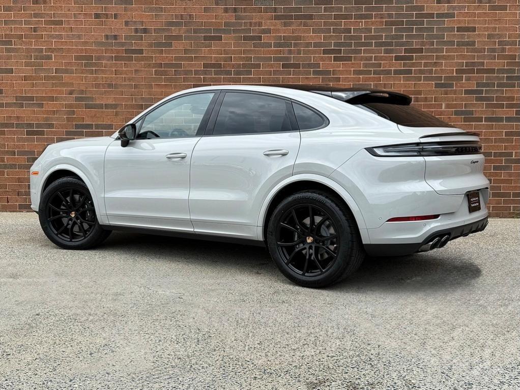 new 2025 Porsche Cayenne car, priced at $117,615